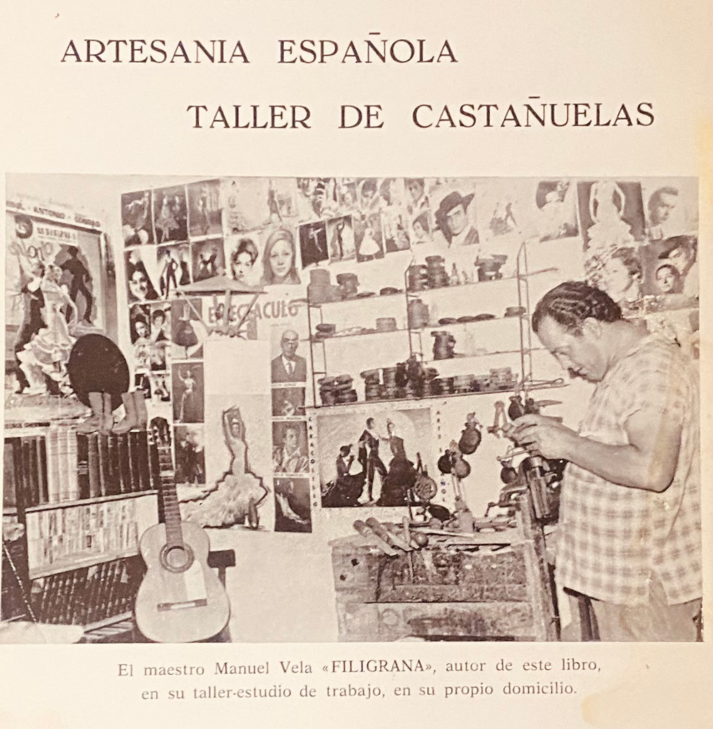 El maestro Manuel Vela Martínez “Filigrana “ en su taller de castañuelas